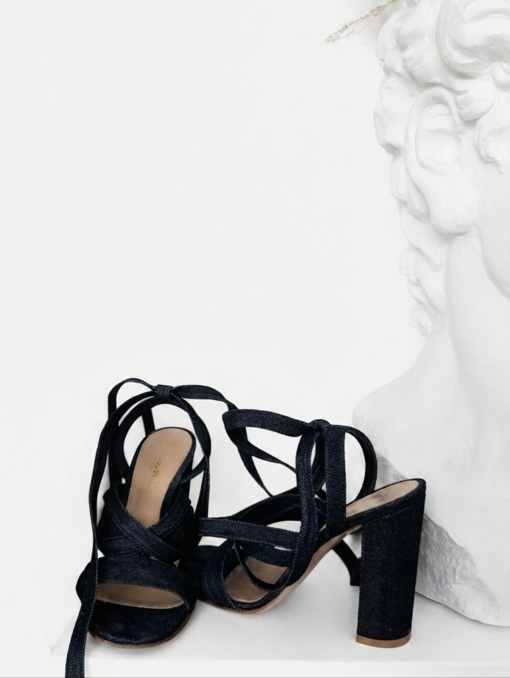 GIANVITO ROSSI EUR 37 denim 4” Janis sandal block